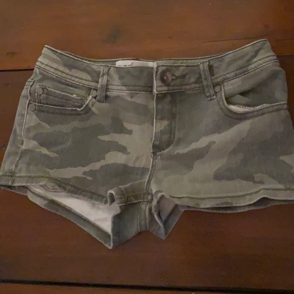 camo jean shorts